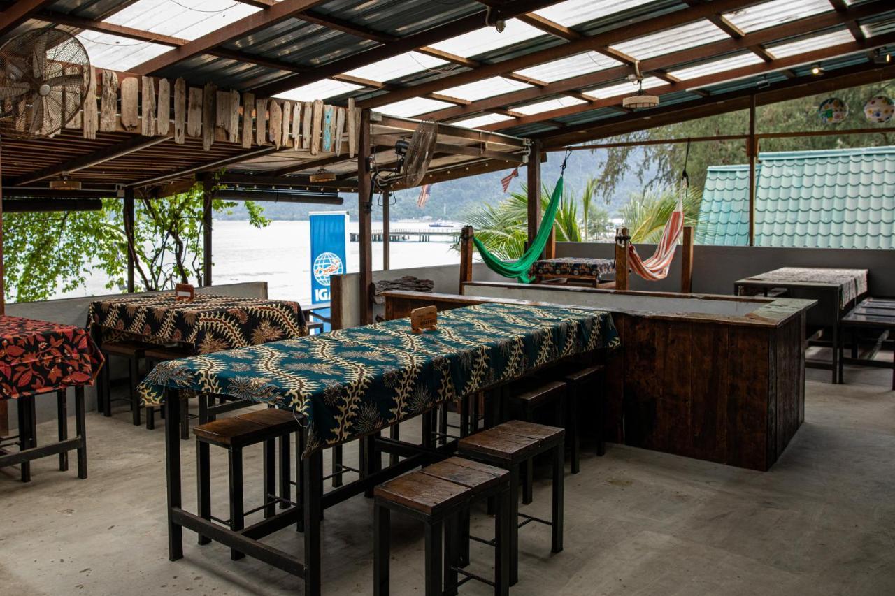 Tioman Cabana Bed & Breakfast Kampong Ayer Batang Exterior photo