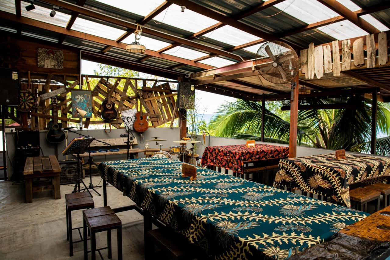Tioman Cabana Bed & Breakfast Kampong Ayer Batang Exterior photo