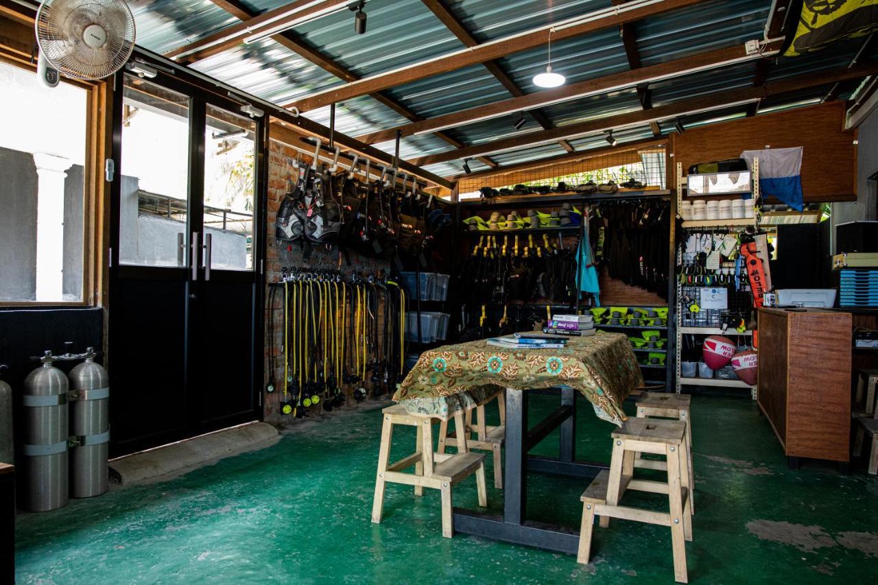 Tioman Cabana Bed & Breakfast Kampong Ayer Batang Exterior photo