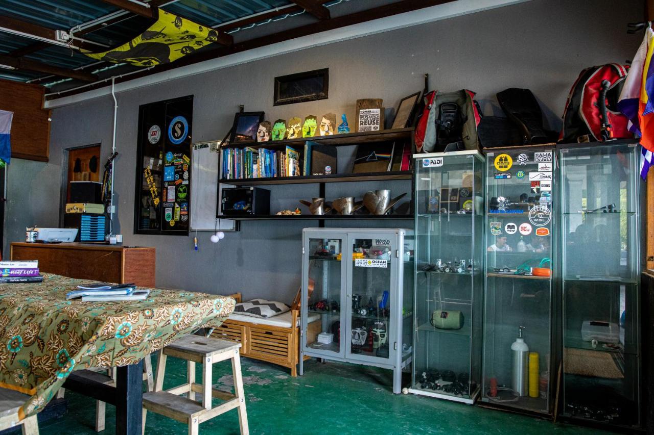 Tioman Cabana Bed & Breakfast Kampong Ayer Batang Exterior photo